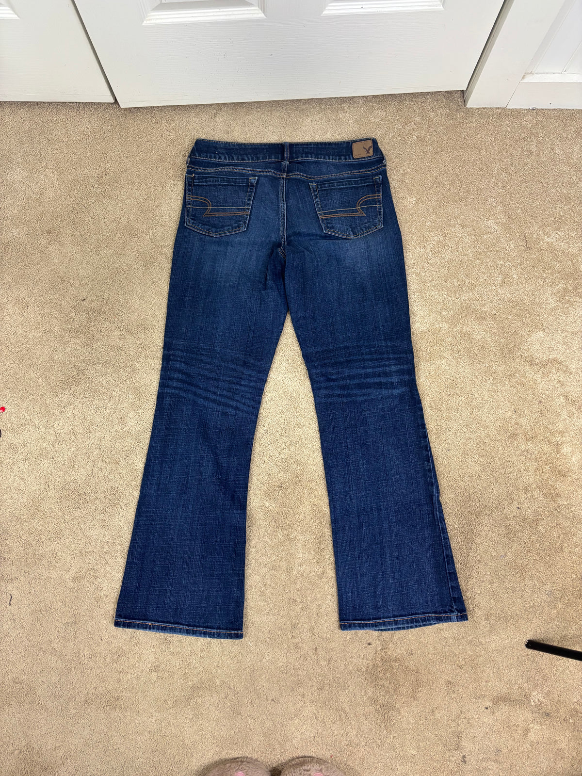 American Eagle “Favorite Boyfriend” stretch jeans